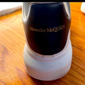 Alexander McQueen Men ShoesWhite and black 9 (42)